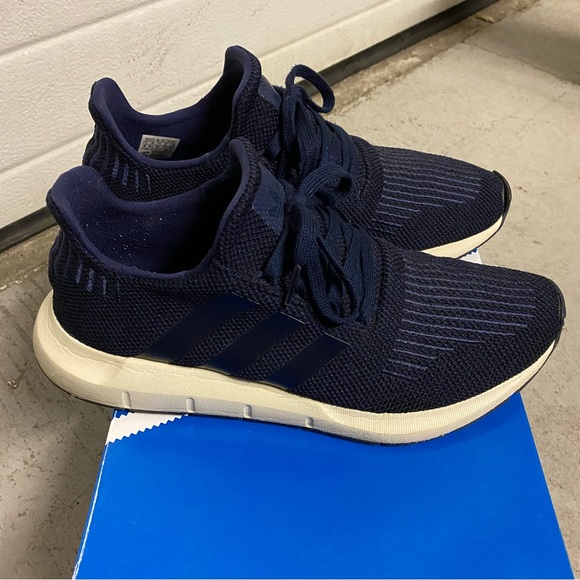 Adidas Swift Run M Sneaker AC7165 - Men’s 9 - Navy, White, w/ Box - Picture 3 of 13